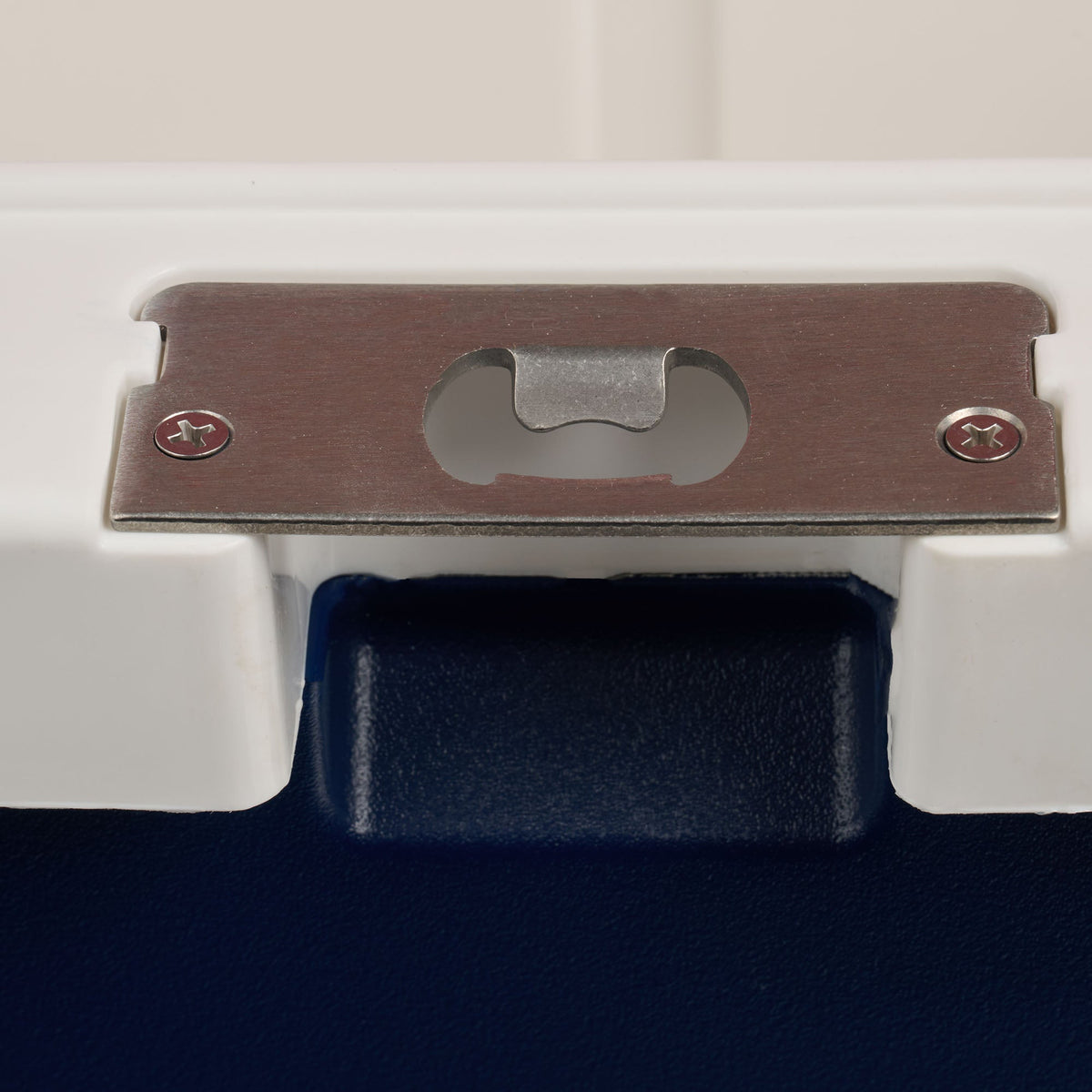 trailmate-25-qt-cooler-k5 00033130-BO.jpg
